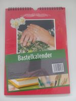 Bastelkalender rote Kalenderblätter, neutral m. Ringbindung