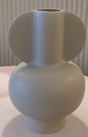 Moderne Keramik Vase Deko Wohnaccessoire (von Westwing)