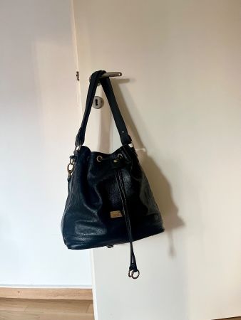 Schöne lederne Shopper Tasche