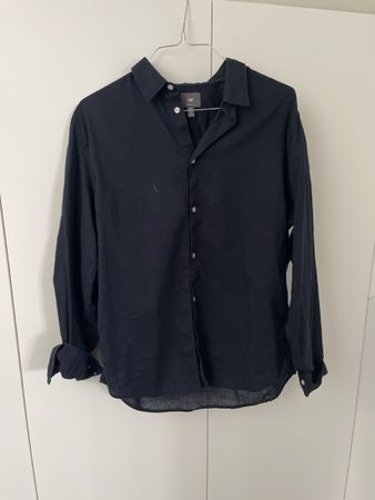 Schönes schwarzes Leinenhemd von H&M, Grösse L