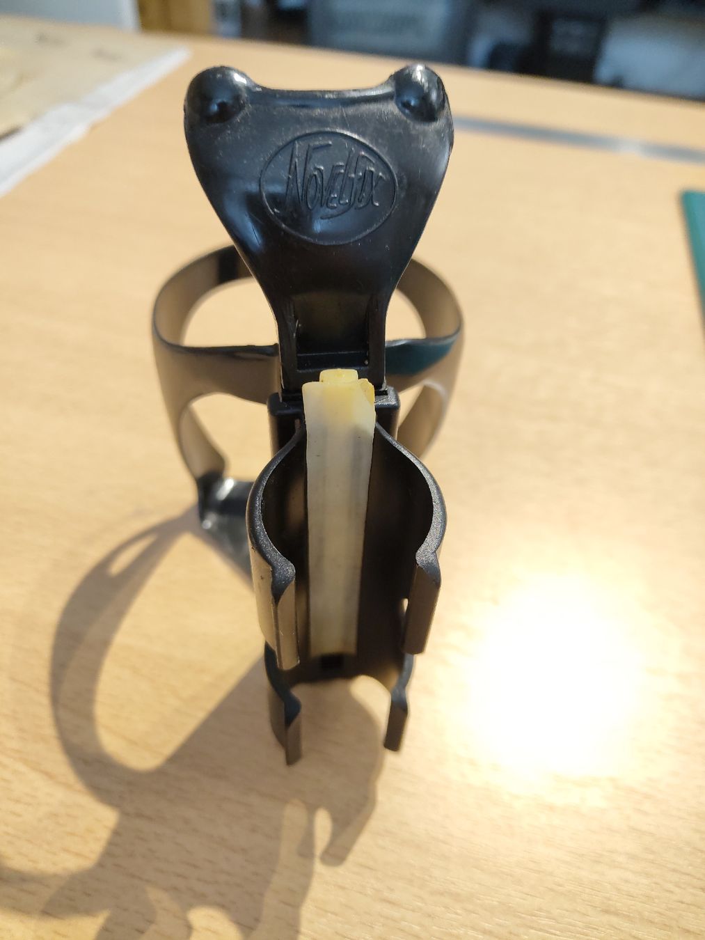Fixations: Flaschenhalter Carbon Black – D'occasion à Ziefen par TradHer 2