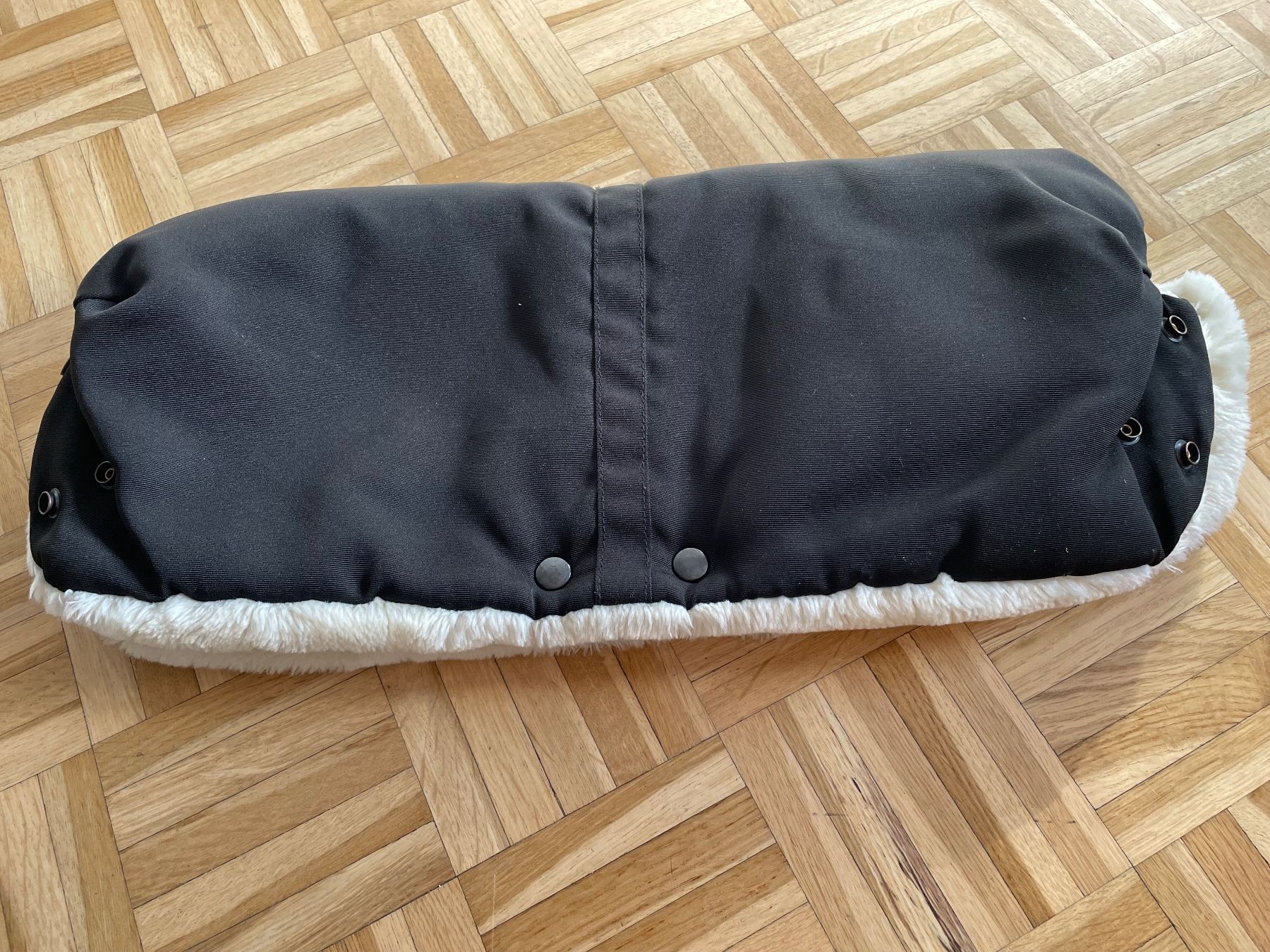 Teutonia Altro in  Abbigliamento & Accessori: Teutonia Handmuff Kinderwagen – Usato da Bern venduto da ann_9kb6