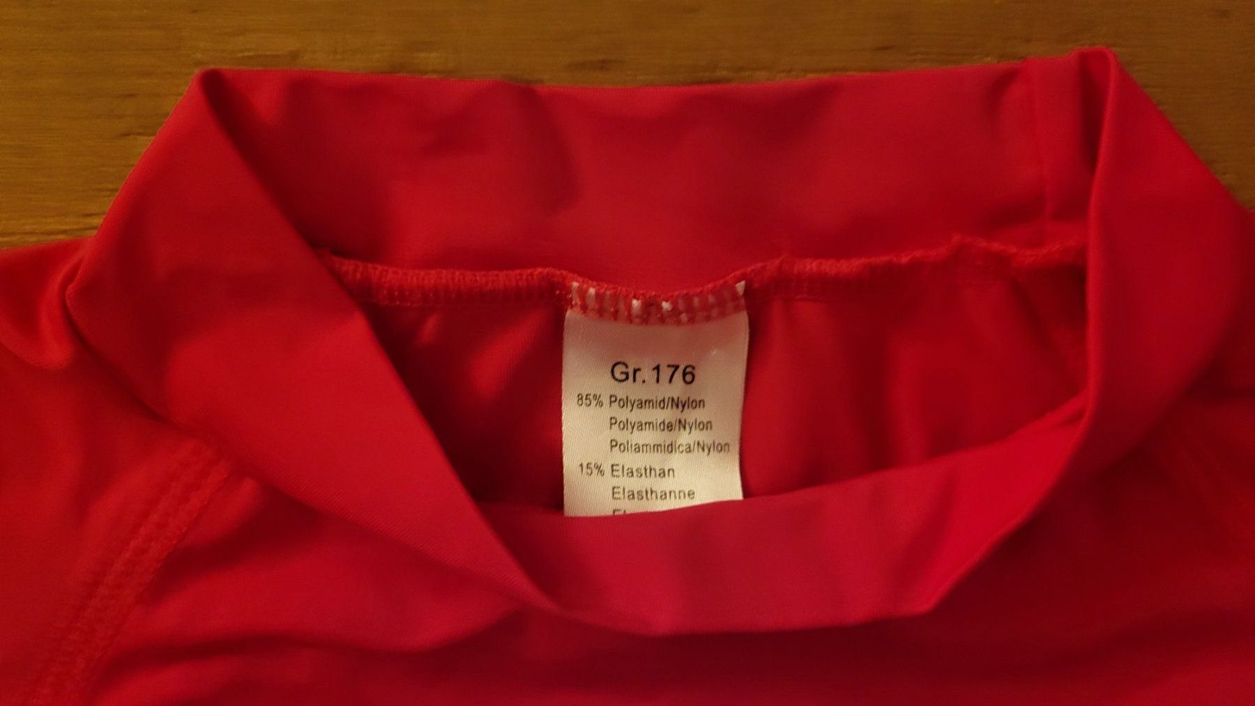 Blusen, T-Shirts & Tops: Badeshirt pink 176 – Gebraucht aus Zürich von Sibetti 1