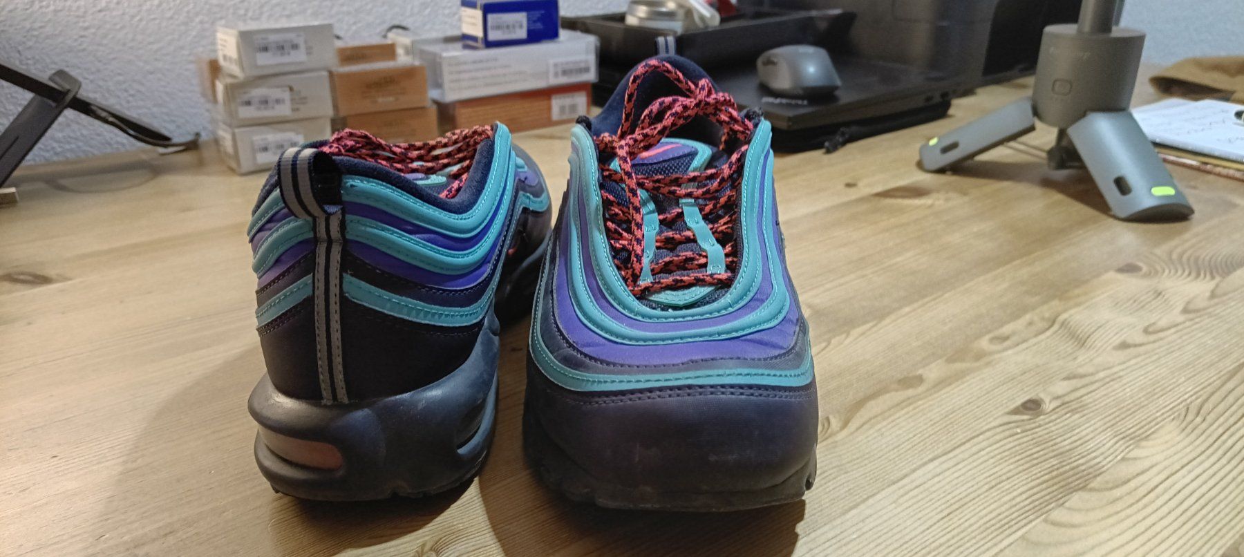 Nike Herrenschuhe: NIKE AIR PLUS 97 MODEL AV7936-400 – Gebraucht aus Embrach von nau_bj7j 3