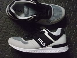 FILA SPORTSCHUHE GR. 45