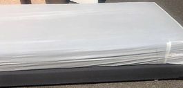 Lit / sofa-canapé/Divan avec matelas à vendre