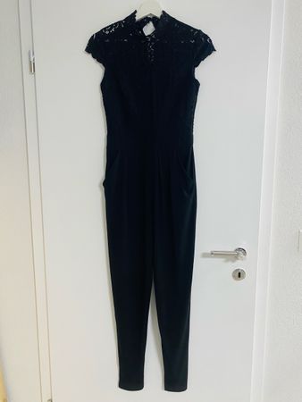 Eleganter Jumpsuit Grösse S