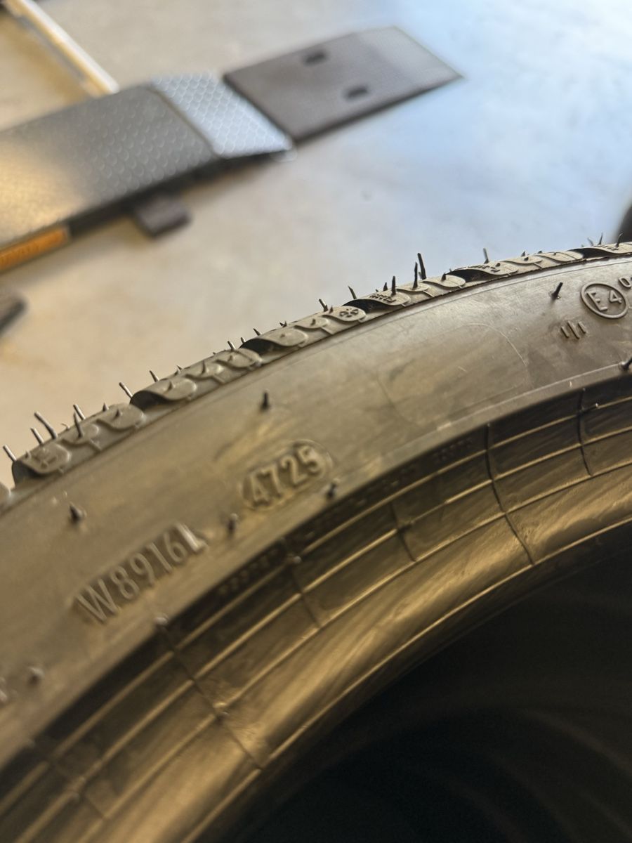 Pirelli Pneumatici & Ruote complete: Winterreifen 285/35R21 105H Pirelli  – Nuovo e nell'imballaggio originale da Gerlafingen venduto da Pneu-Puric 4