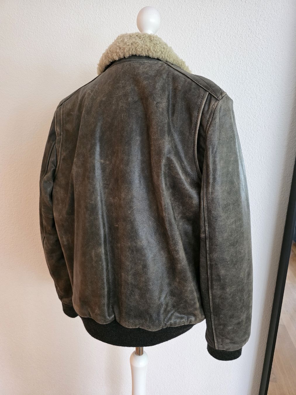 Chevignon Giacche: Chevignon Lederjacke, Vintage Look, Gr. L – Nuovo (secondo la descrizione) da Kerns venduto da d_s_obwalden 2