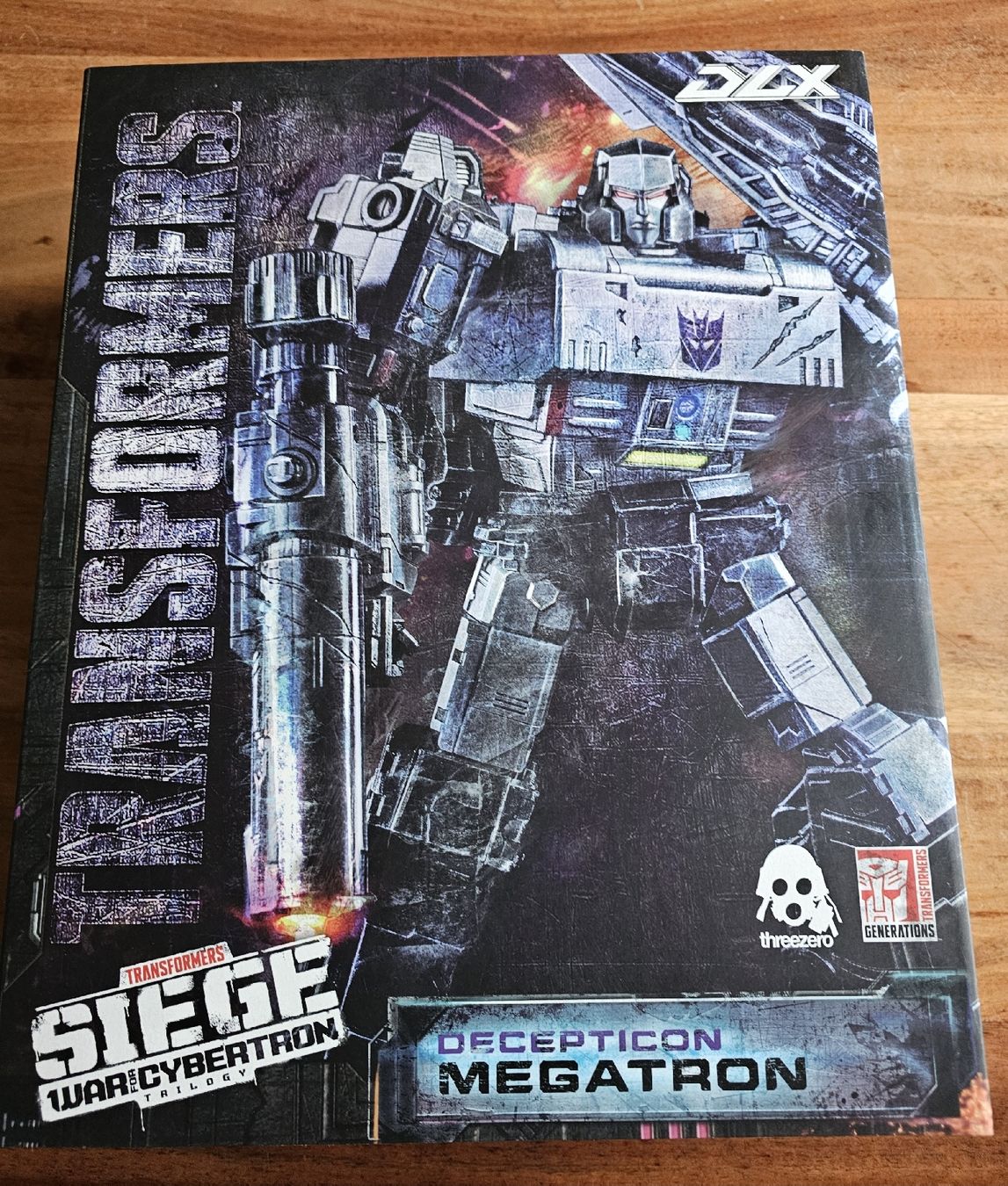 Statuette:  Transformers: War For Cybertron - Megatron - DLX Figur – Nuovo e nell'imballaggio originale da St. Gallen venduto da plh_n2wm