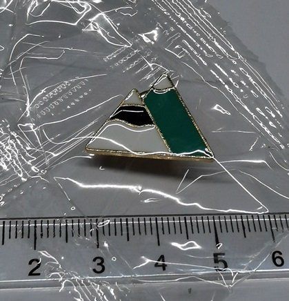 Placchette & Badge: Berg - Pin (neu/OVP) – Nuovo e nell'imballaggio originale da Wilen b. Wollerau venduto da morethanmusic