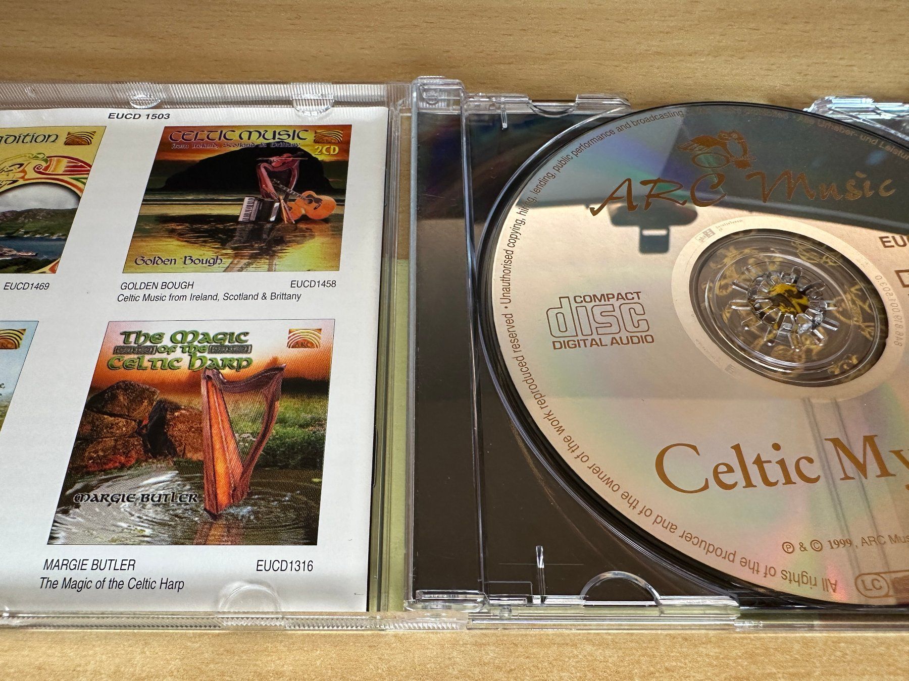 CD: T8 Various – Celtic Mystery – Usato da Rikon im Tösstal venduto da Alpenmutz 2