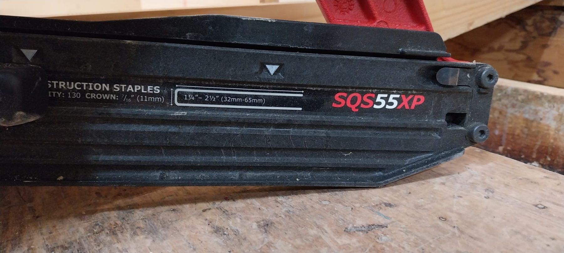 Tutti gli attrezzi: Agrafeuse pneumatique professionnelle Senco SQS55XP – Usato da Le Pont venduto da aur_6szb 2