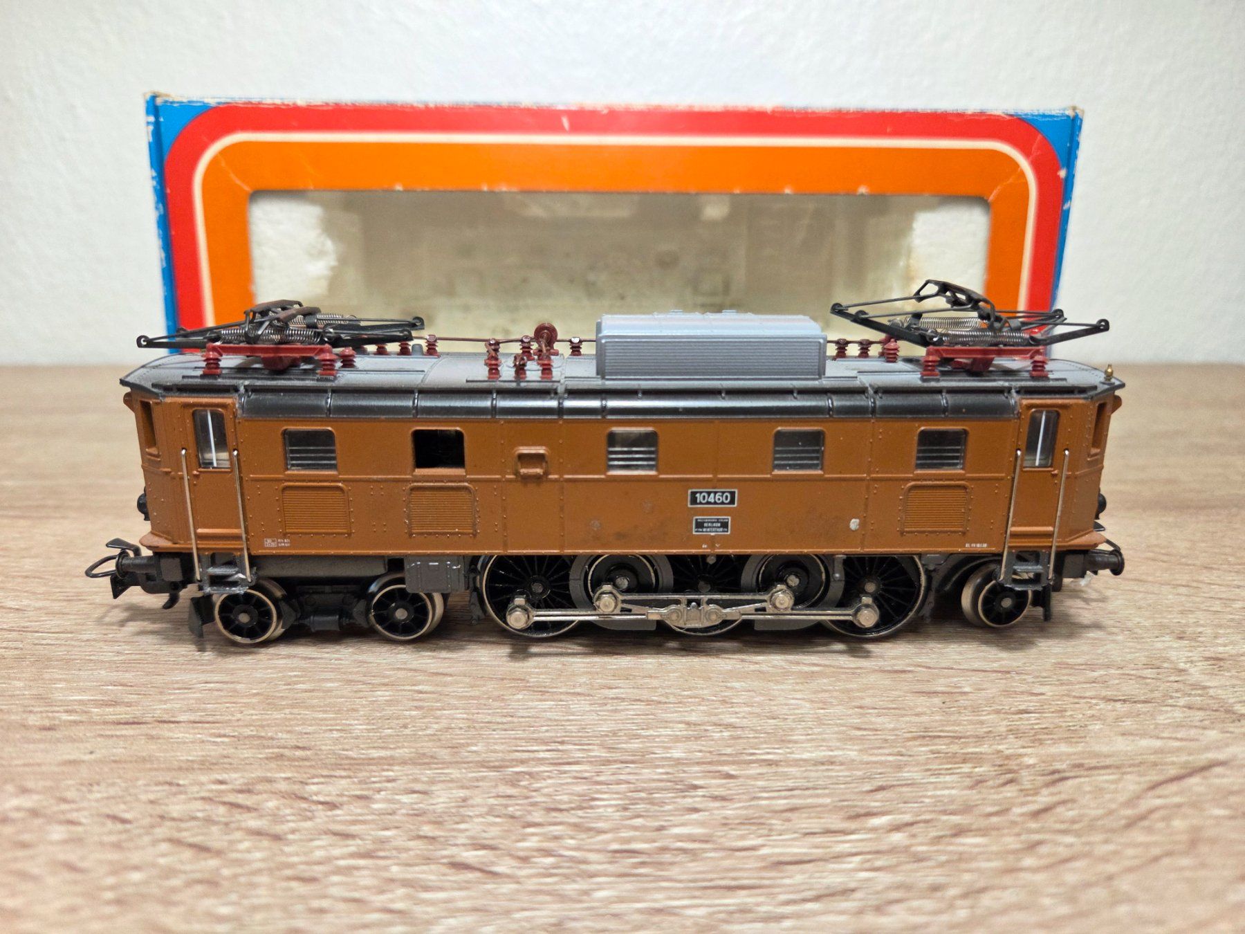 Märklin Modellini di ferrovie: Märklin 3151 E-Lok Ae 3/6 II SBB H0 – Usato da St-Aubin-Sauges venduto da Lo_Go 1