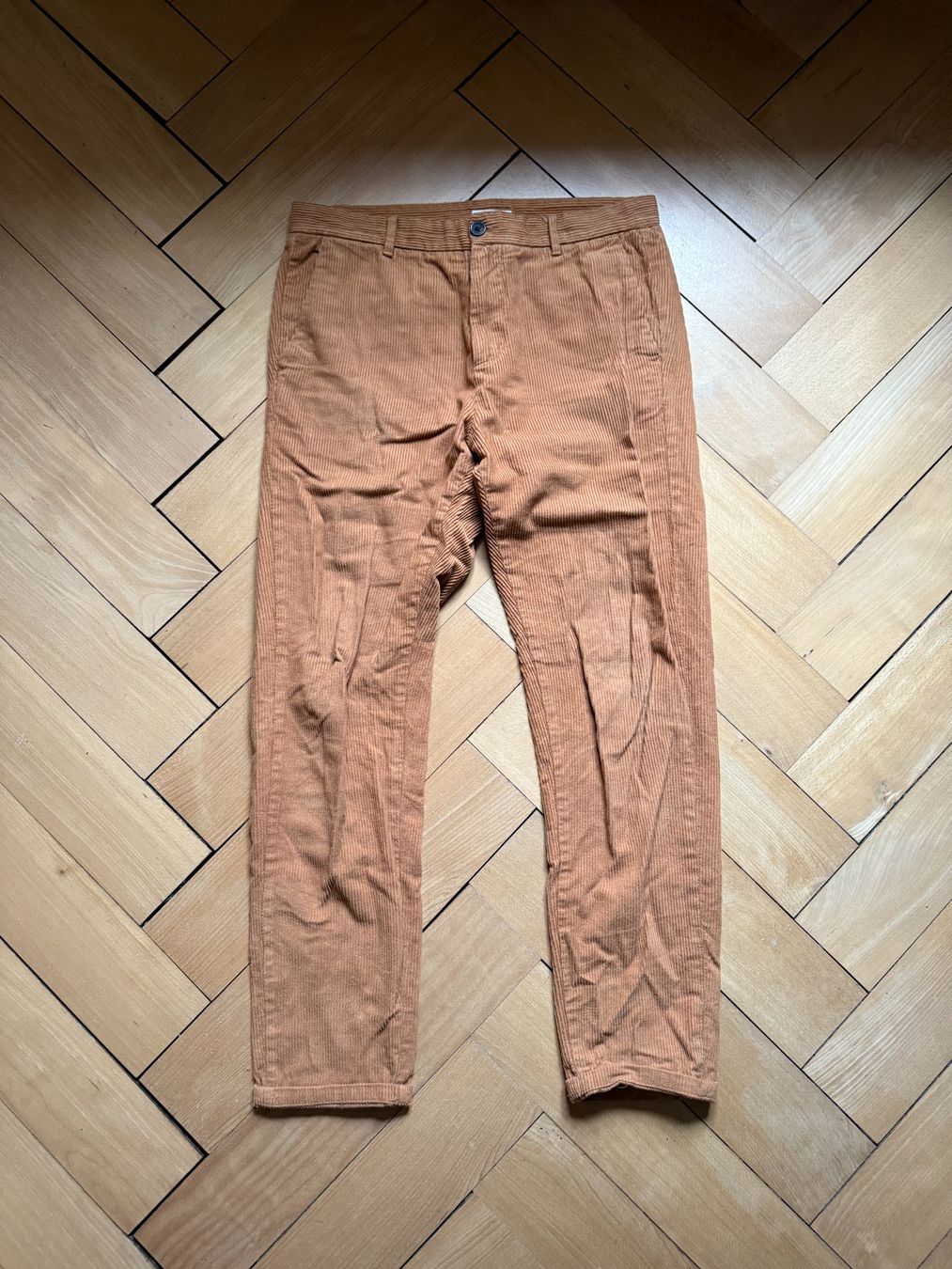 We Hosen: WE - Cordhose curryfarben W33 L32 – Gebraucht aus Zürich von Diazaio