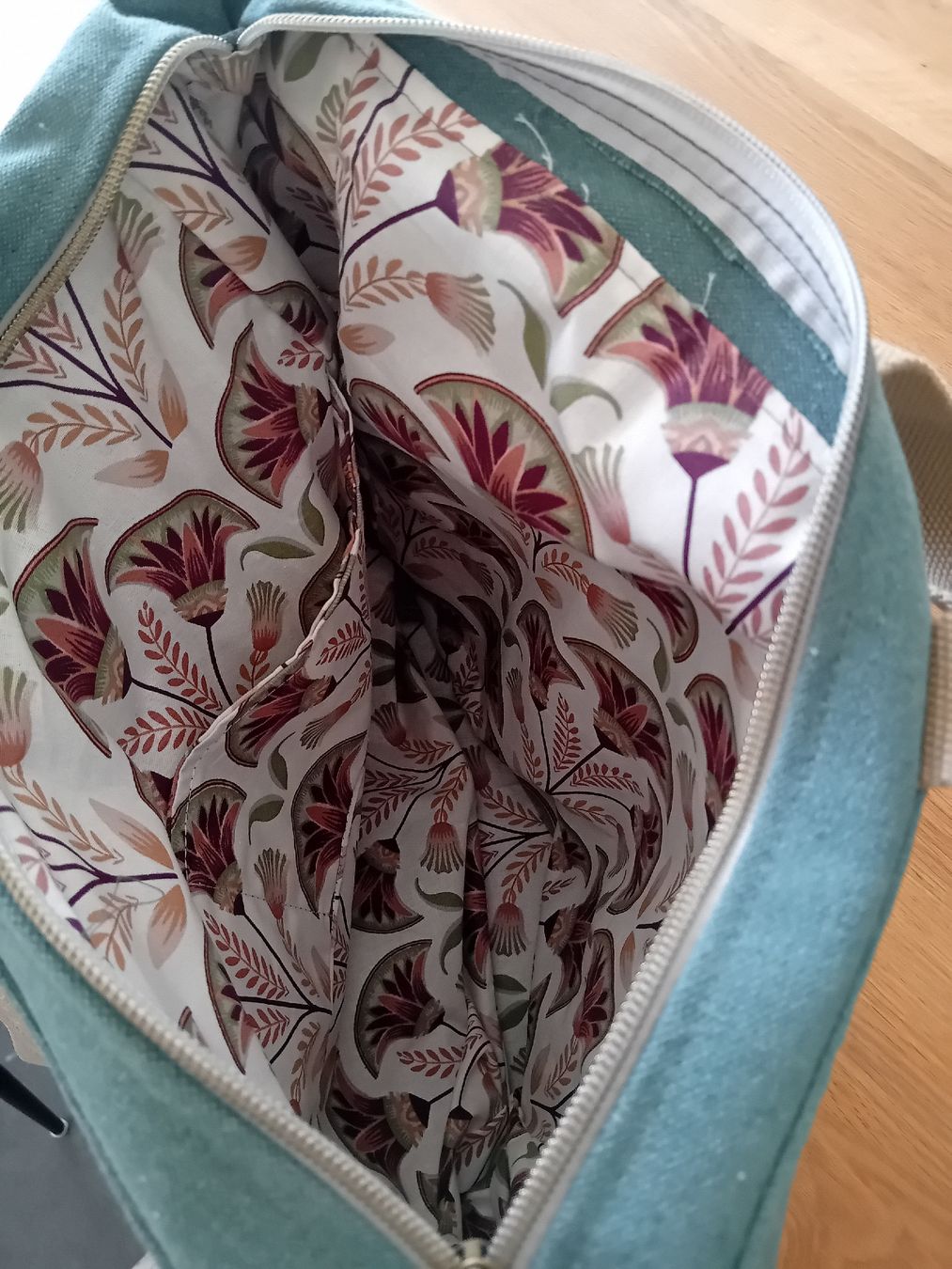 Zaini: Rucksack/Tasche aus Stoff   – Nuovo (secondo la descrizione) da Burgdorf venduto da carodesign1 4