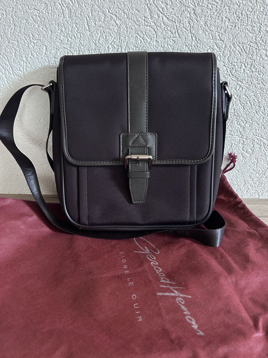 Altro in  Abbigliamento & Accessori: Sac Gerard Henon. Neuf – Nuovo (secondo la descrizione) da Cornaux NE venduto da Zabou22