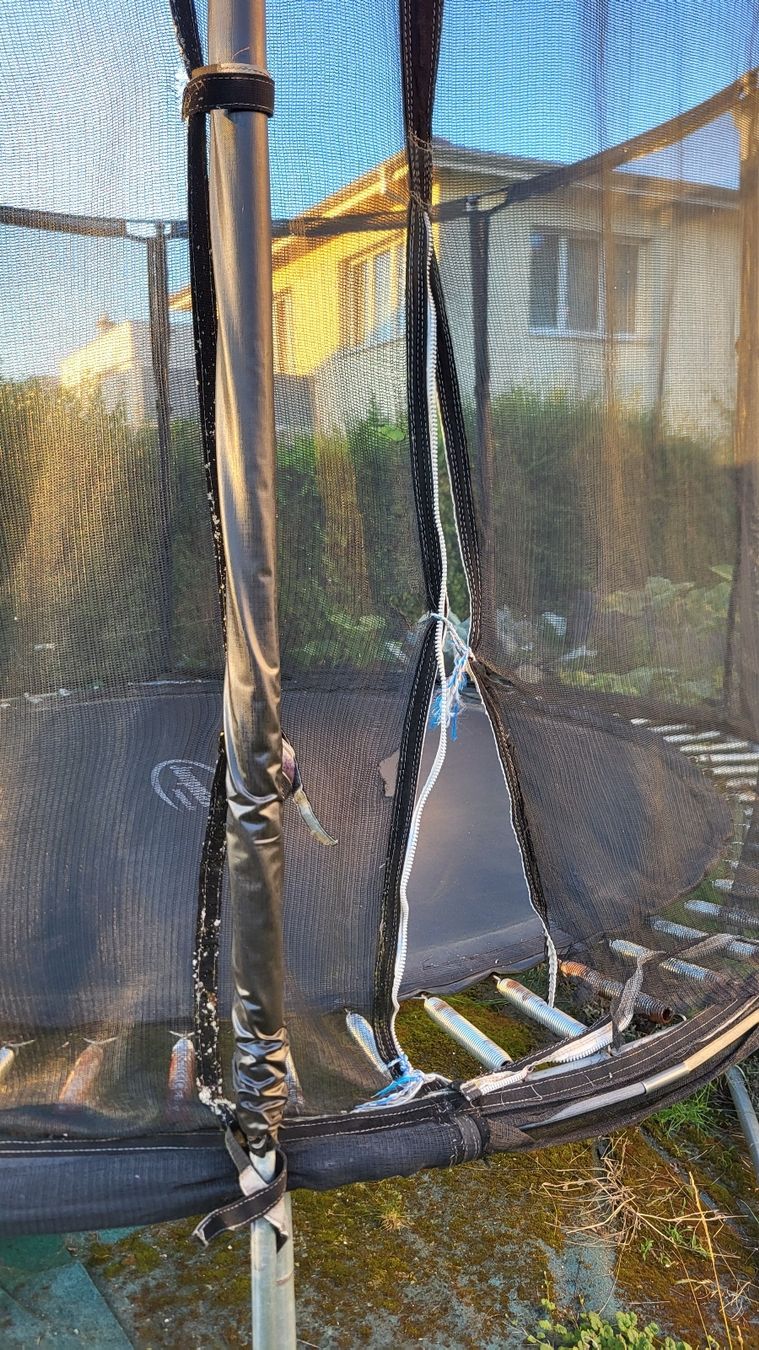 Trampolini: Trampolin 3m – Difettoso da Schönenwerd venduto da Adrianow 2