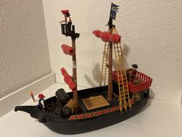 Playmobil Piratenschiff - Abenteuer auf hoher See!
