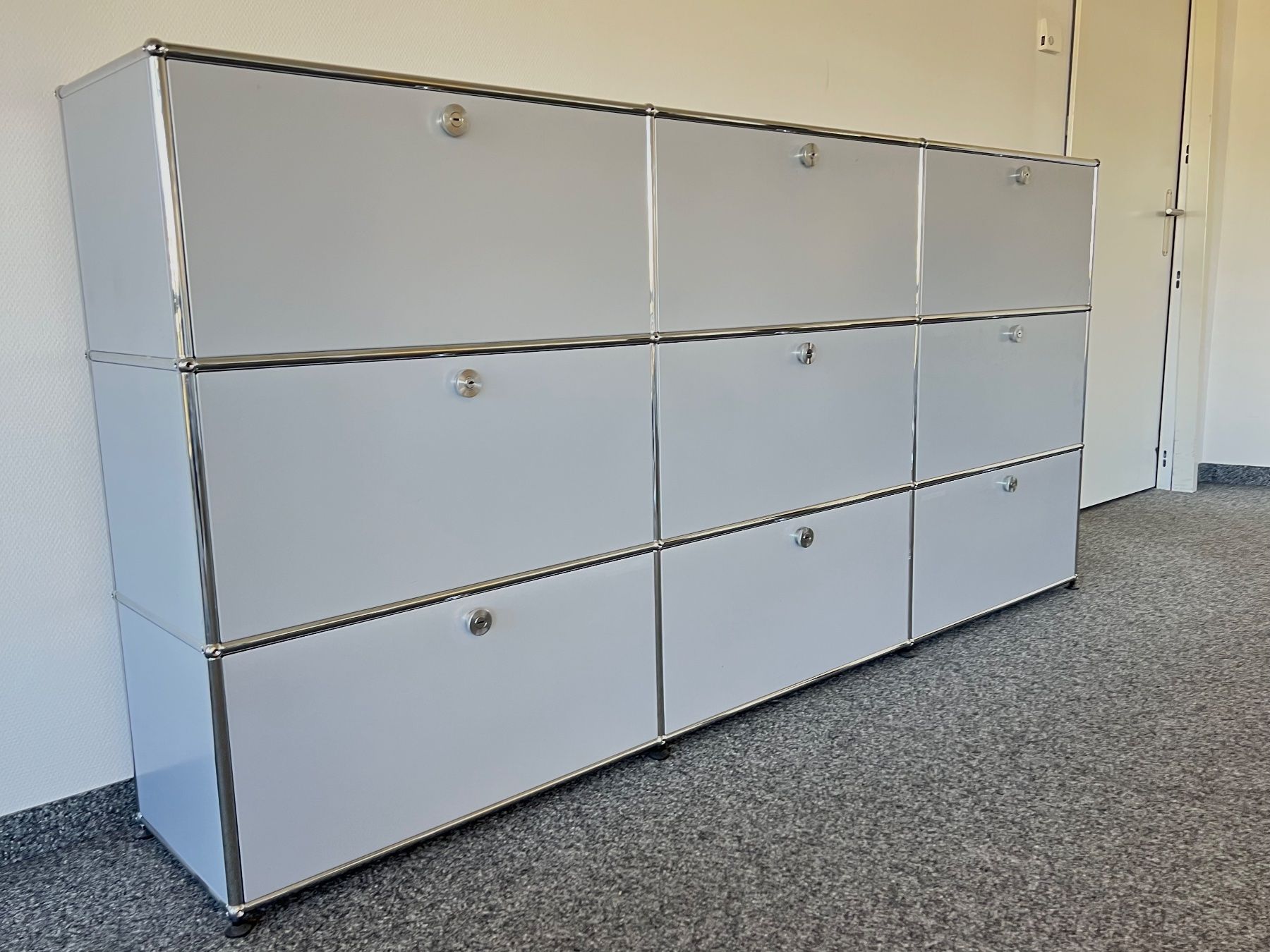 USM Kommoden: USM Haller Sideboard Mattsilber 4 Stück – Gebraucht aus Dietikon von Kumar_Occasionen 1