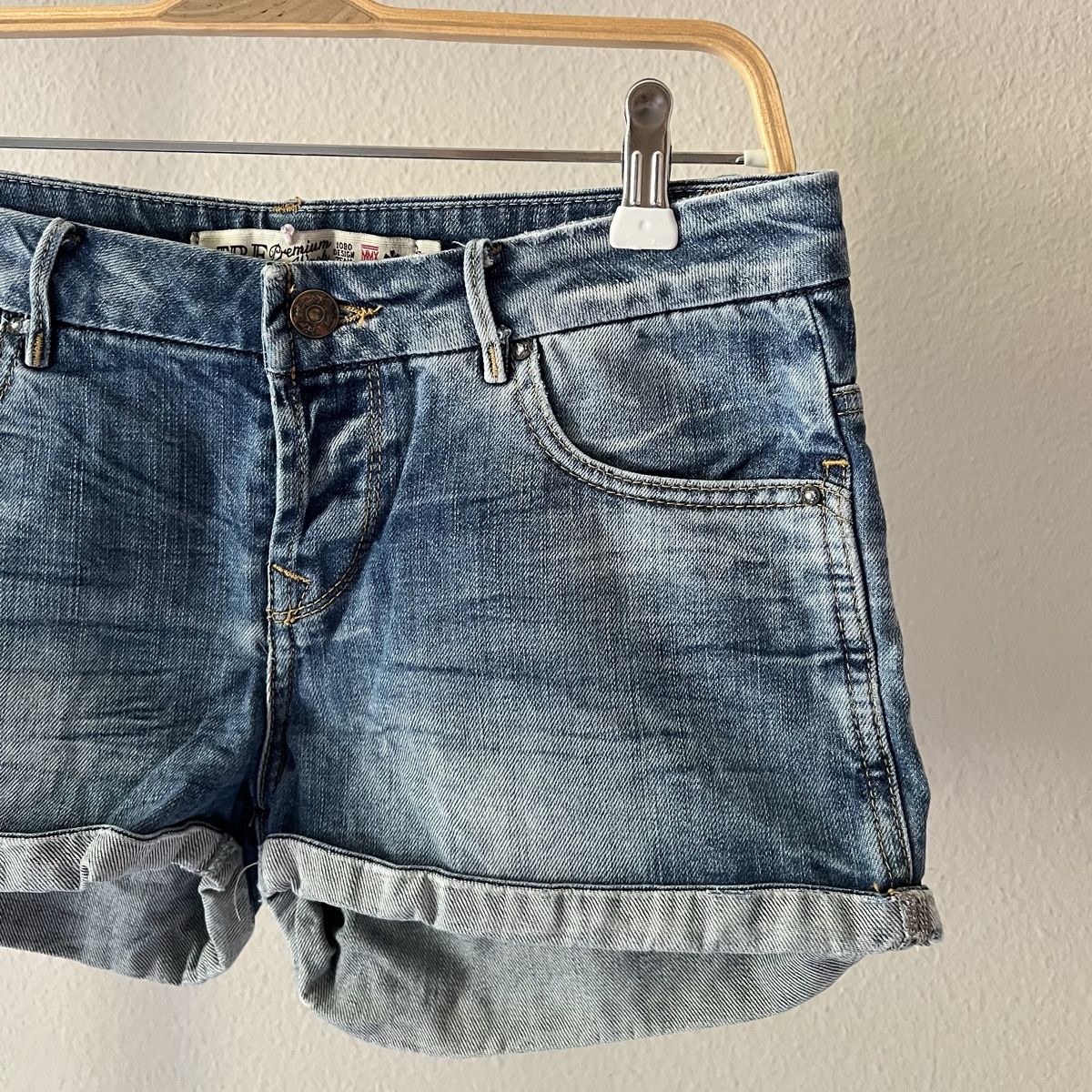 Zara Jeans: ZARA Jeansshorts – Neuf (Voir description) à Lütisburg par mahee 1