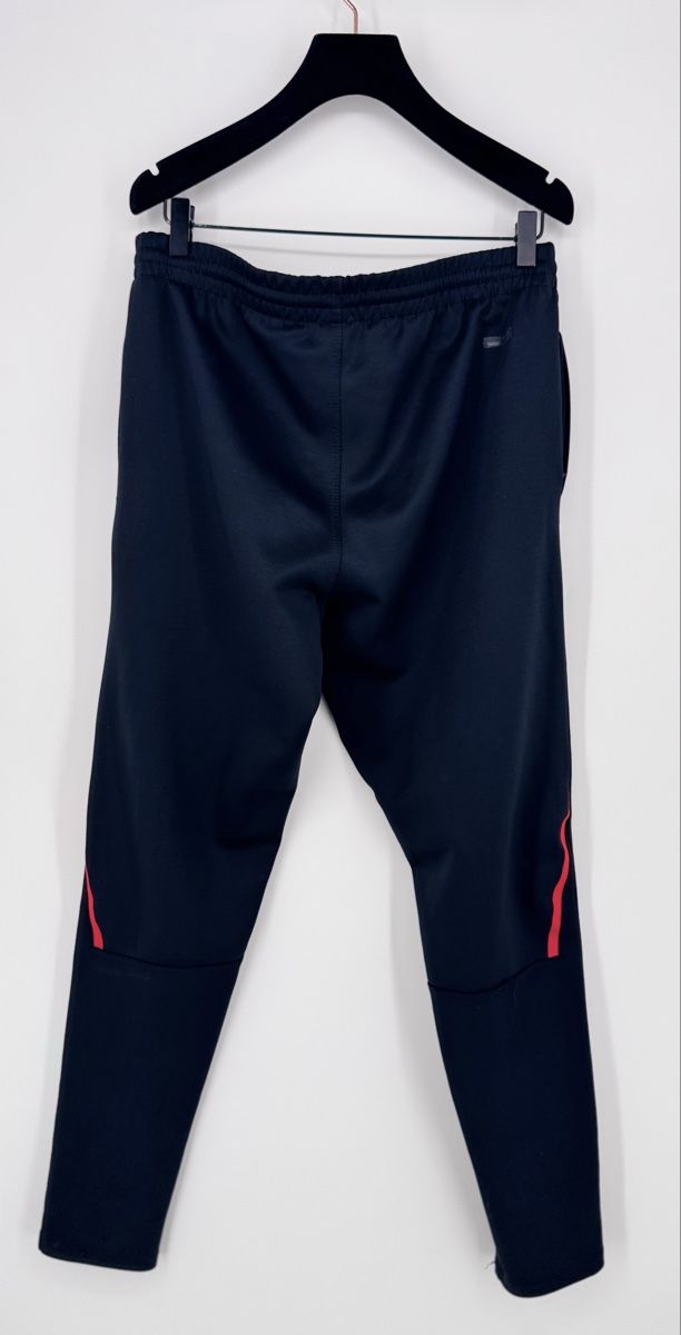 Jako Leibchen & Hosen: # MAM - Trainingshose Gr. M - JAKO # – Gebraucht aus Bolligen von secondhand-with-love 1