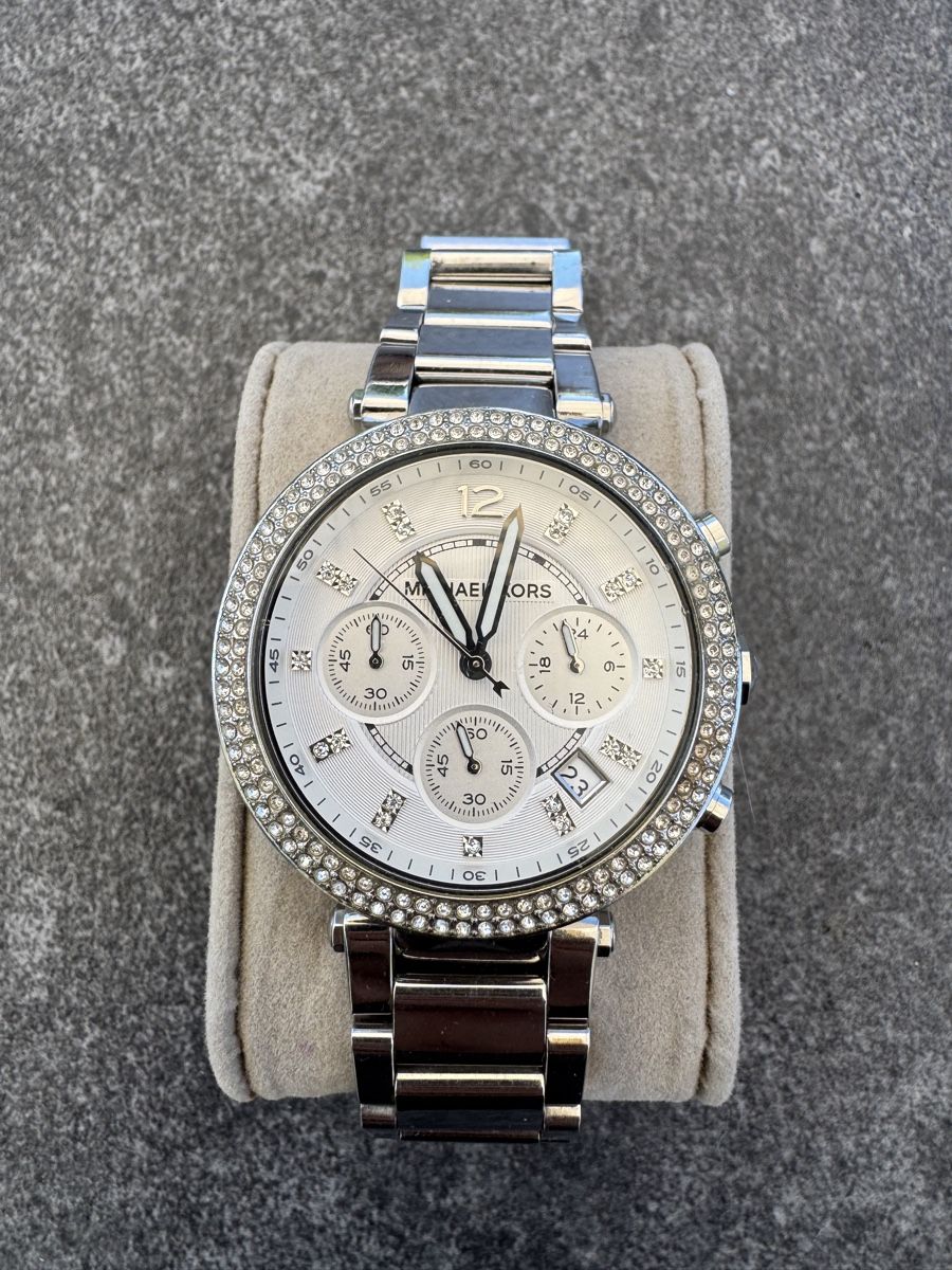 Michael Kors Orologi: Michael Kors Uhr Silber Farbe mit Zirkonia – Usato da Aesch BL venduto da comven
