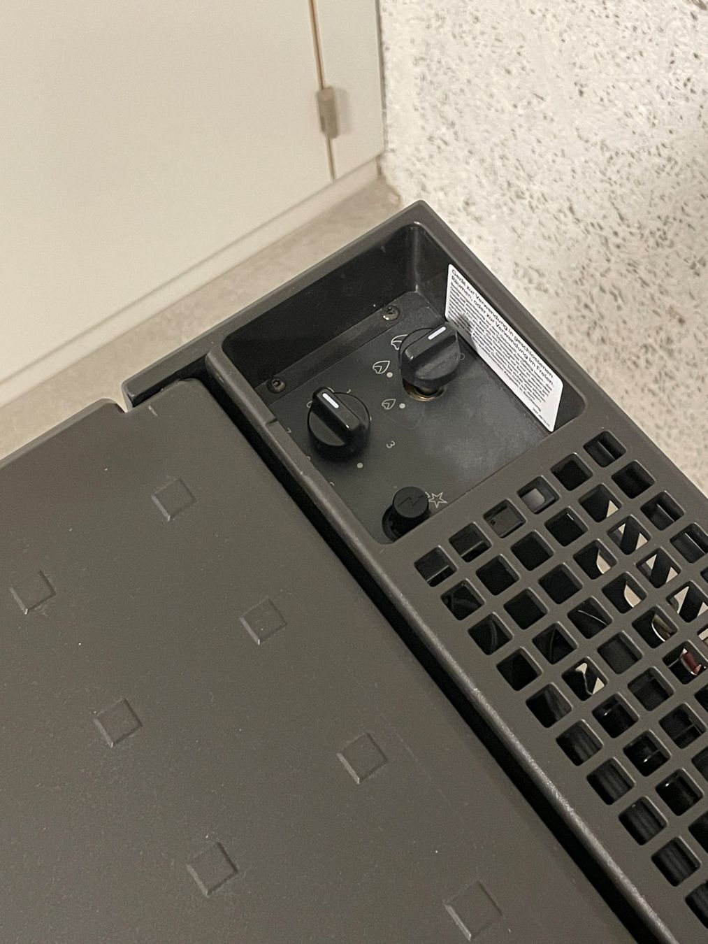 Dometic Frigoriferi & Refrigeratori: Tragbare Absorberkühlbox – Usato da Männedorf venduto da Kiowa98 4
