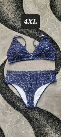 Ensemble maillot de bain bleu et blanc taille 4XL/NEUF