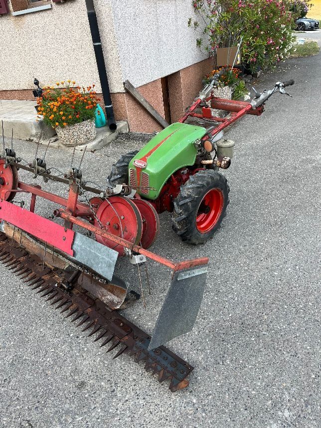 Rapid Alle Maschinen: Une motofaucheuse Rapid – Gebraucht aus Russy von Guenefle 1