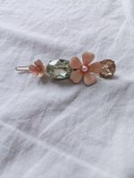 molletta per capelli con fiori pastello