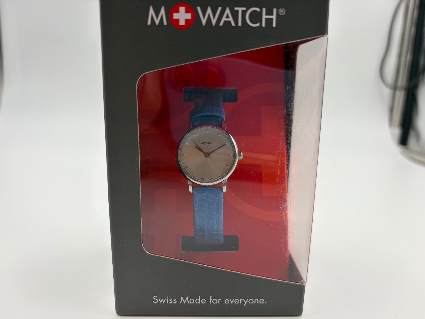 Montres: Mondaine M-Watch Timeless Elegance NEU – Neuf avec emballage d'origine à Unterentfelden par JG2026