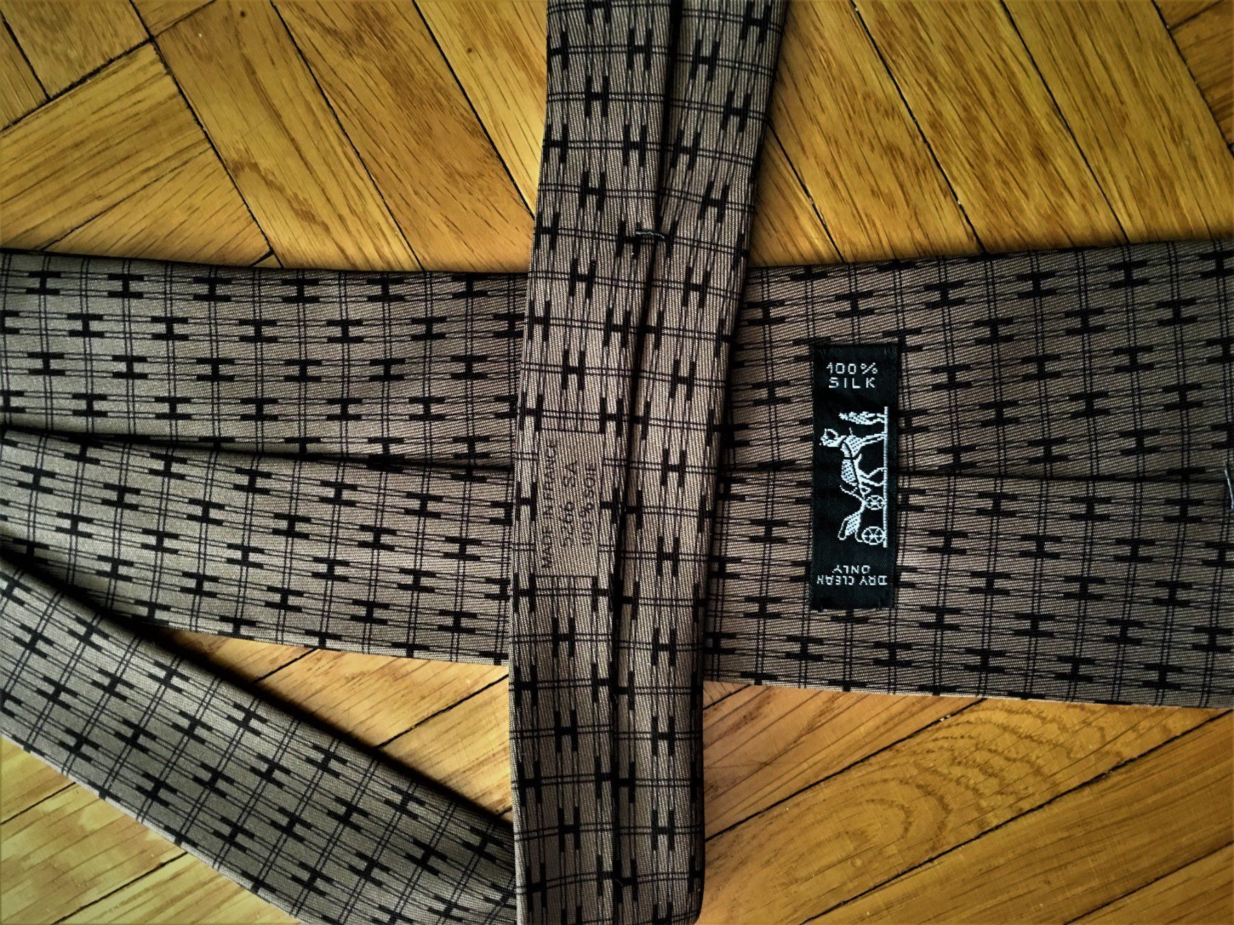 Hermès Krawatten: Luxus Hermès Krawatte Tie Krawatte neu – Neu (gemäss Beschreibung) aus Rümlang von ron2000 1