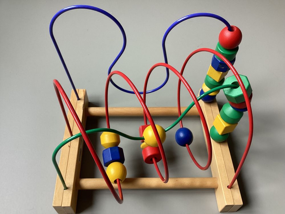 Bino Ankleidepuzzle Bär Willi – Holzspielzeug Mit 6 Outfits, Fördert Motorik & Kreativität