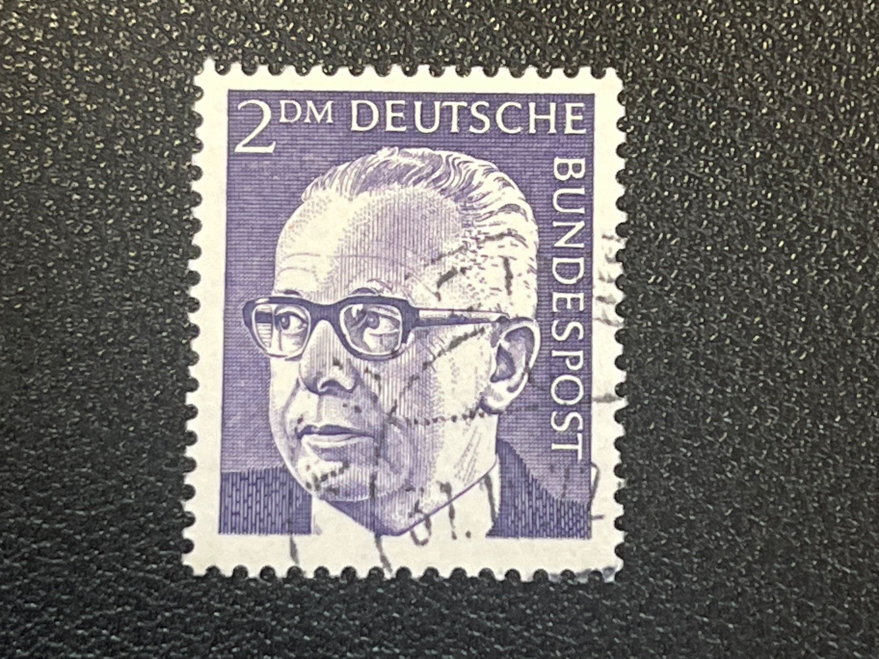Tutti i francobolli: Deutschland Briefmarke – Usato da Chiasso venduto da AzenYa