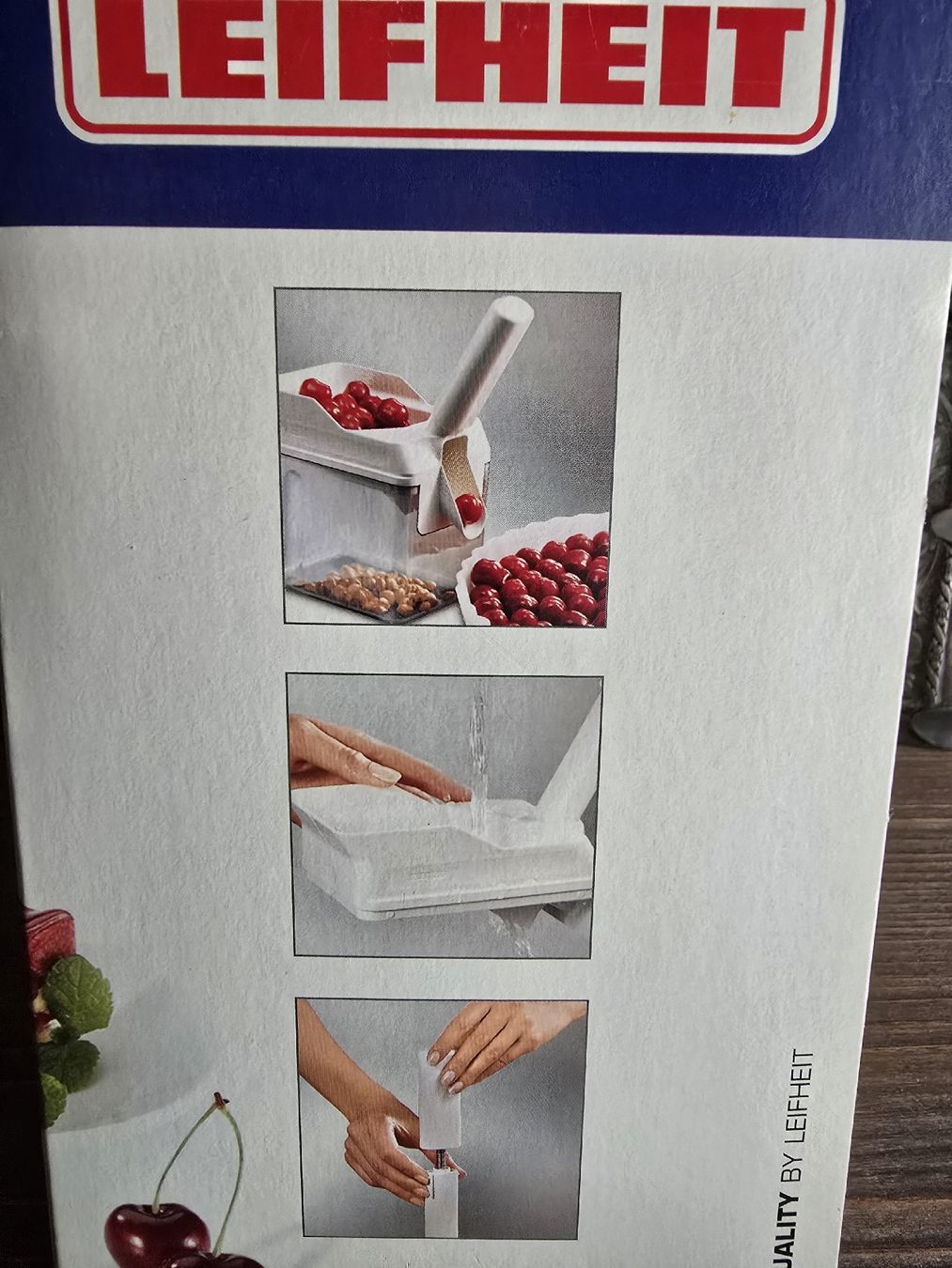 Leifheit Elettrodomestici da cucina: Dénoyauteur à cerises – Nuovo (secondo la descrizione) da La Neuveville venduto da Diamise 1