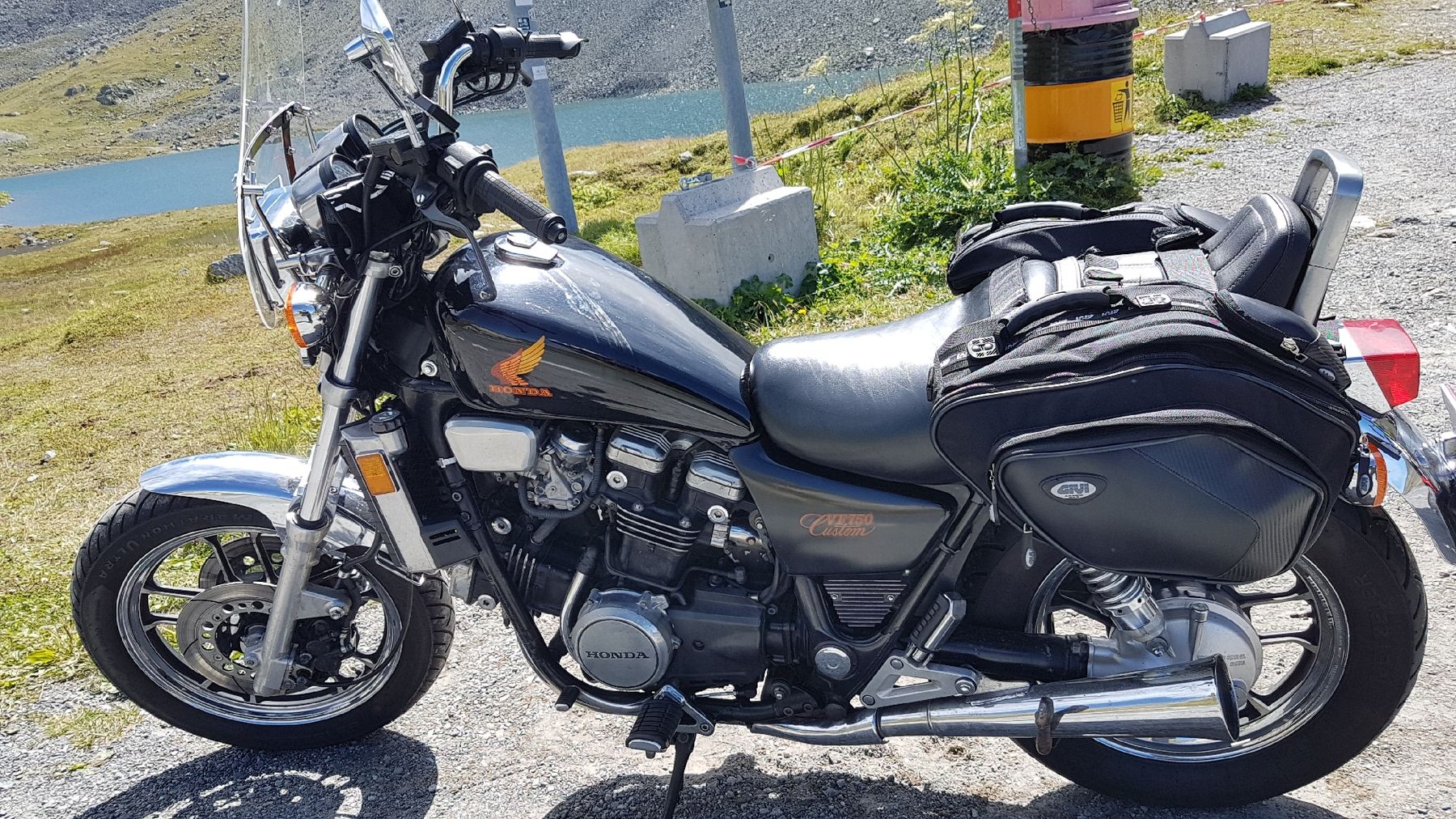 Honda Chopper: Motorrad Honda VF 750 C RC09 Chopper – Usato da Beringen venduto da indiansummer74 5