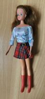 Barbie aus den 90er Jahren