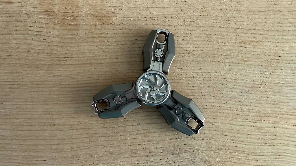 Esche: CKF Pepyakka Spinner Titan neutral – Usato da Oberhelfenschwil venduto da Erselbst
