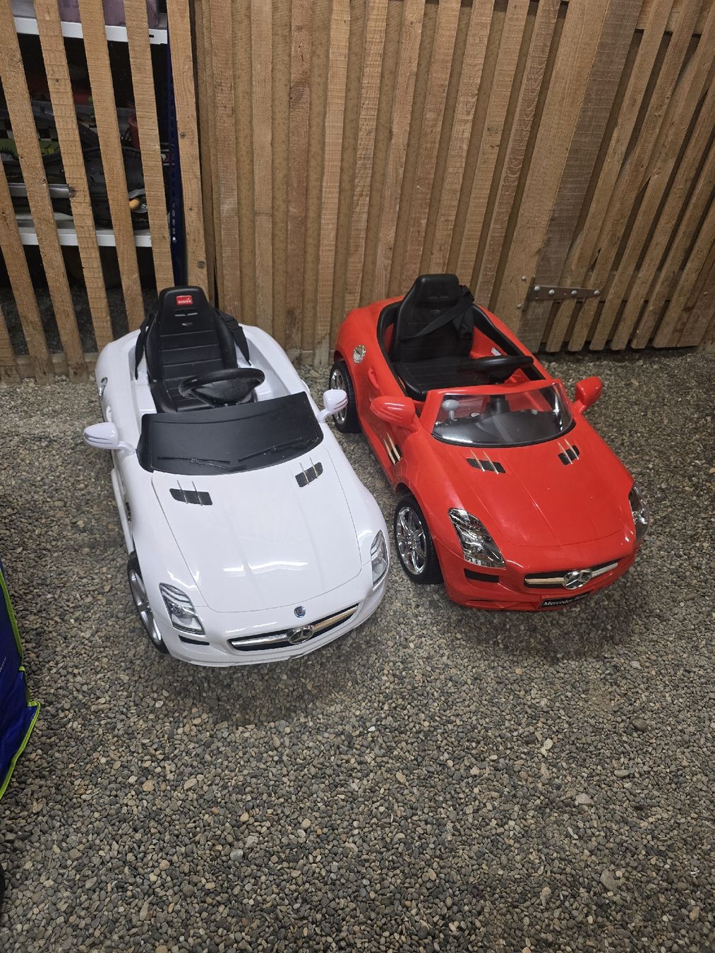 Véhicules pour enfants: Kinder Elektroauto – Défectueux à Biel/Bienne par Jasko1193