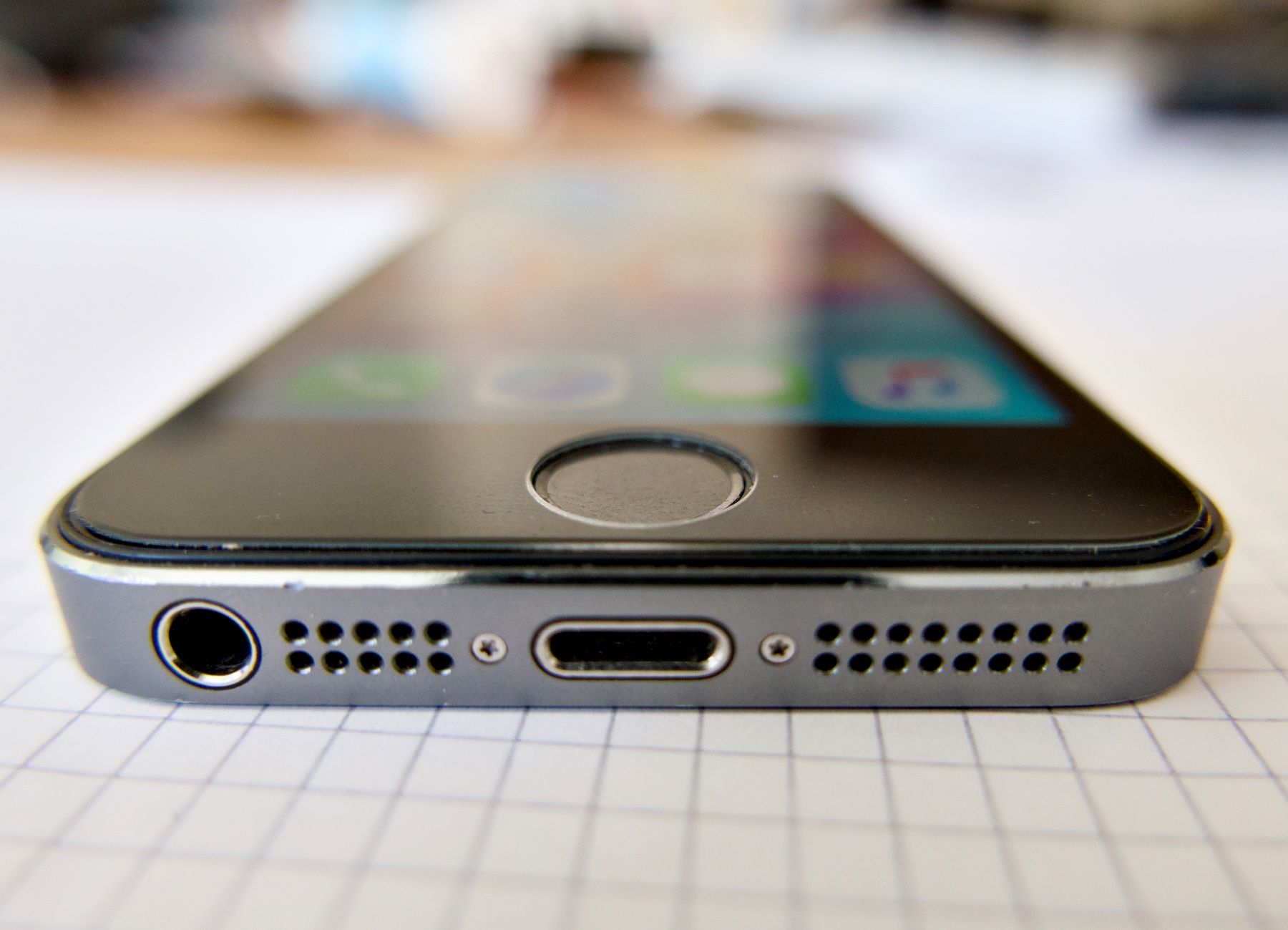 Apple Handys / Smartphones: Apple iPhone 5s 16GB – Gebraucht aus Sierre von DMDefender 4