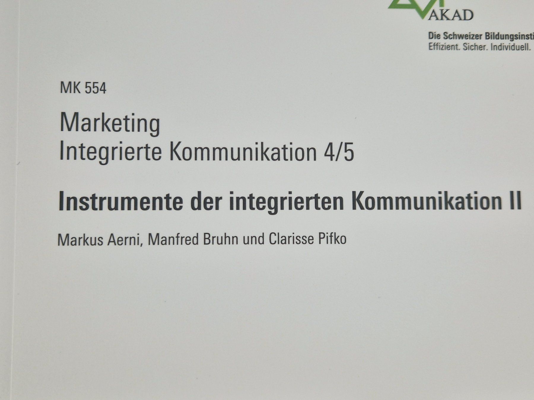 Livres: Kursprogramm "Integrierte Kommunikation" – D'occasion à Muhen par Restwert_Muhen 5