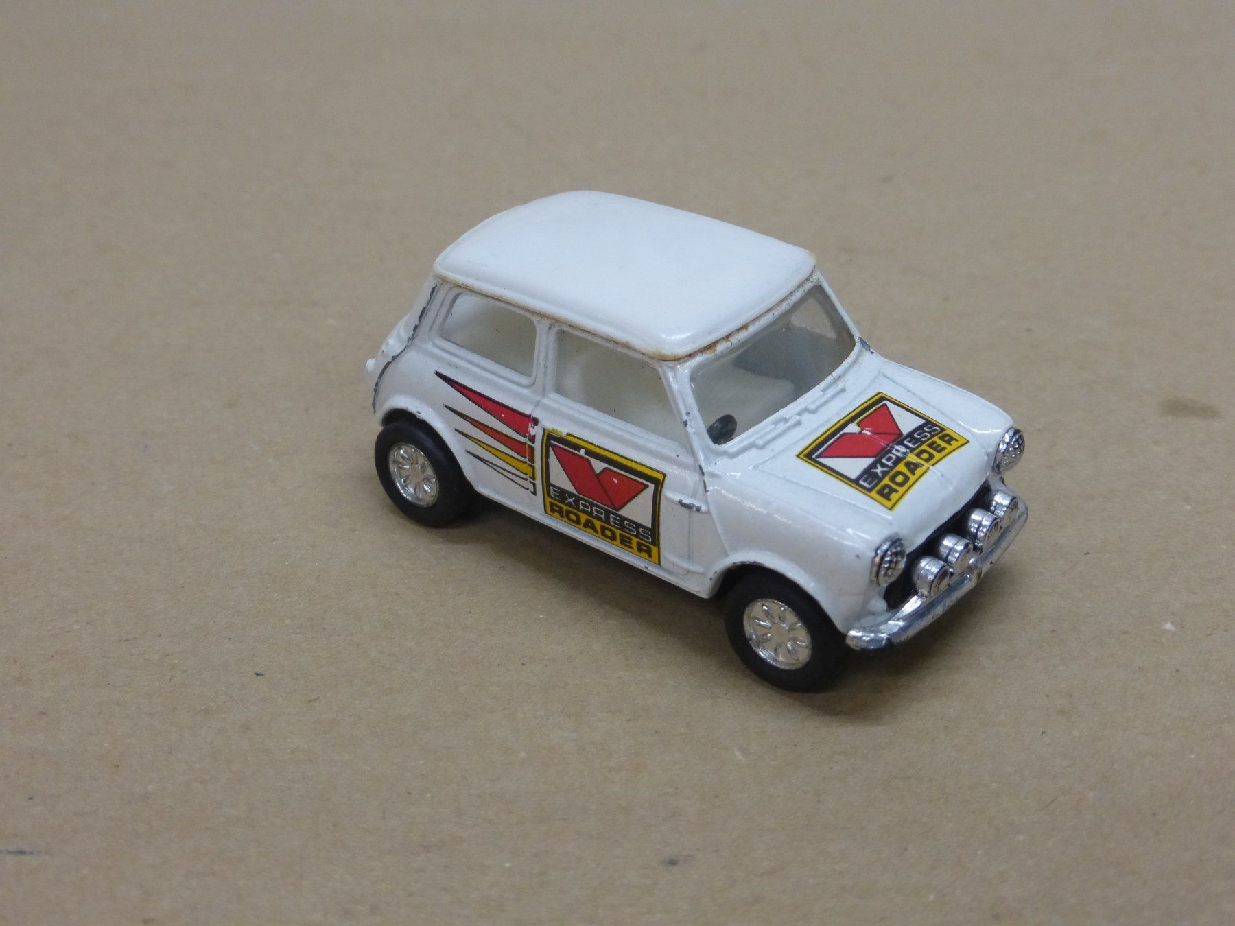 Spielzeuge: Modellauto Mini Express – Gebraucht aus Gempen von Smokie72