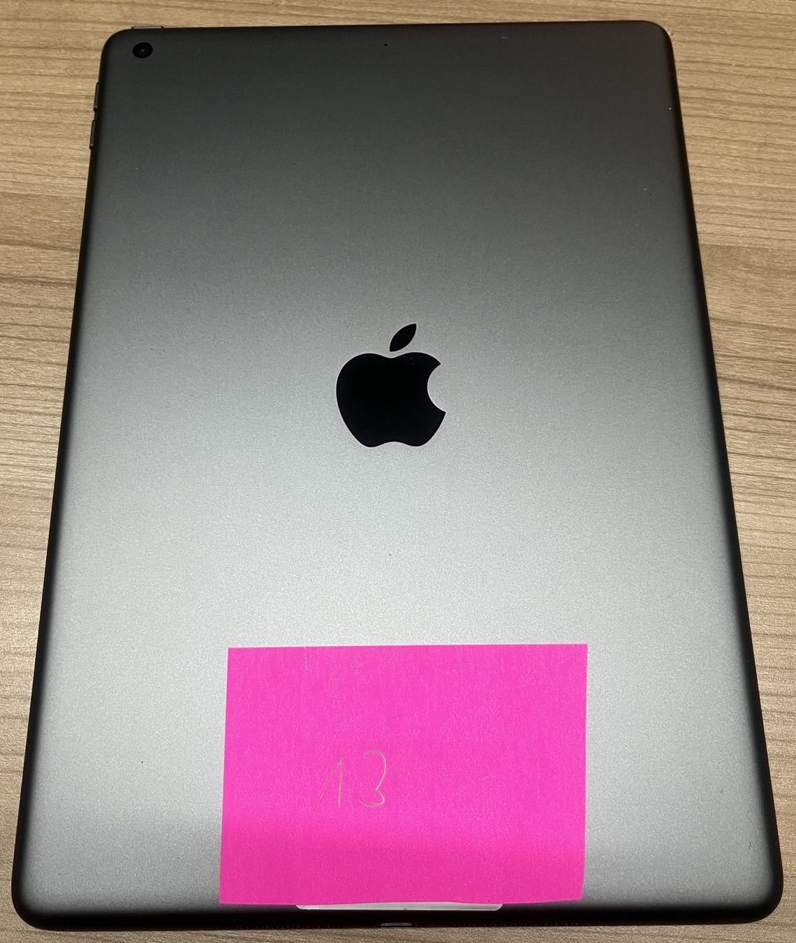 Apple Tablet PC: iPad A2270 (Nr.13) – Usato da Effingen venduto da meierto1