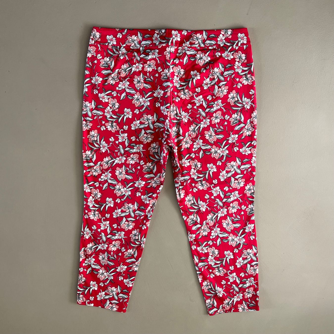 Taifun Pantaloni: TAIFUN Hose ❤️ – Usato da Zürich venduto da ClosetQueen 3