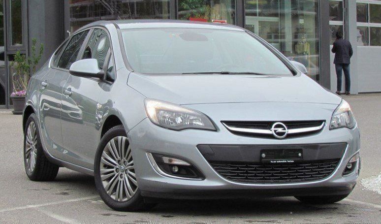 OPEL Astra 1.4i Turbo Active (Limousine)