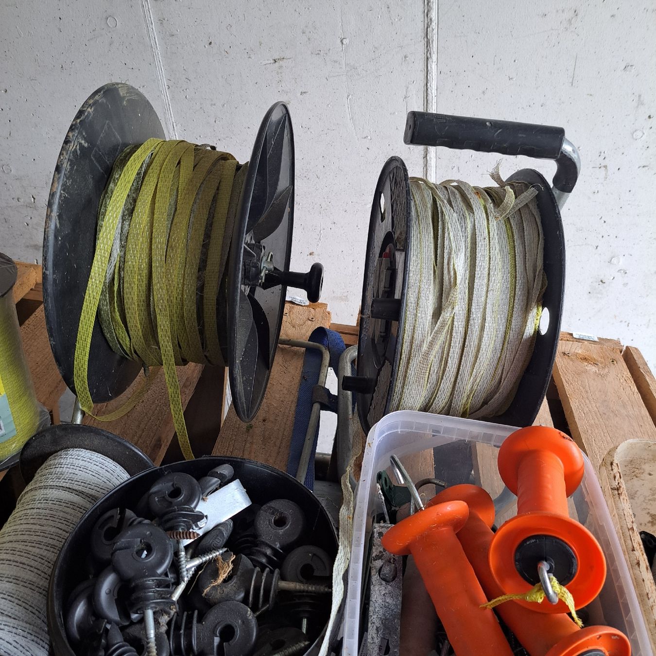 Recinzioni: MASCHENDRAHTZAUN/ Zubehör – Usato da Wangen b. Olten venduto da So8081 3