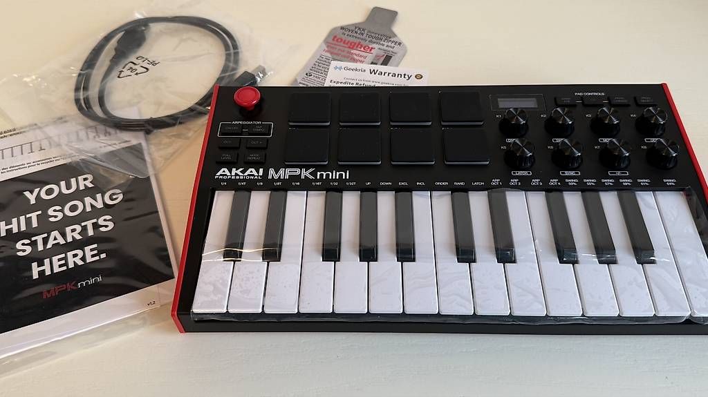 Strumenti musicali: Akai MPK Mini MK3 – Usato da Nyon venduto da raphaelkep 1