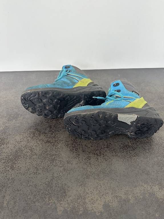 Lowa Chaussures hommes: LOWA Ledro GTX Wanderschuh Gr. 33 – D'occasion à Wilen (Sarnen) par mel_h6nv 1