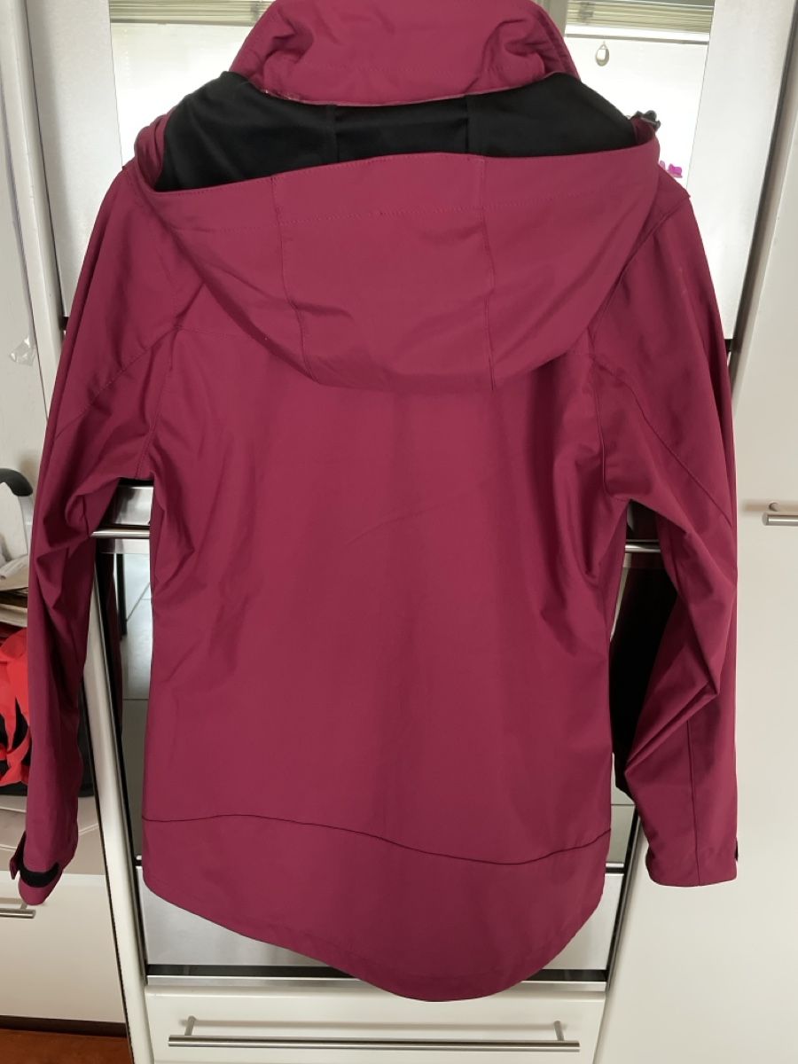 Giacche: Windstopper – Usato da Zizers venduto da Hallab 1